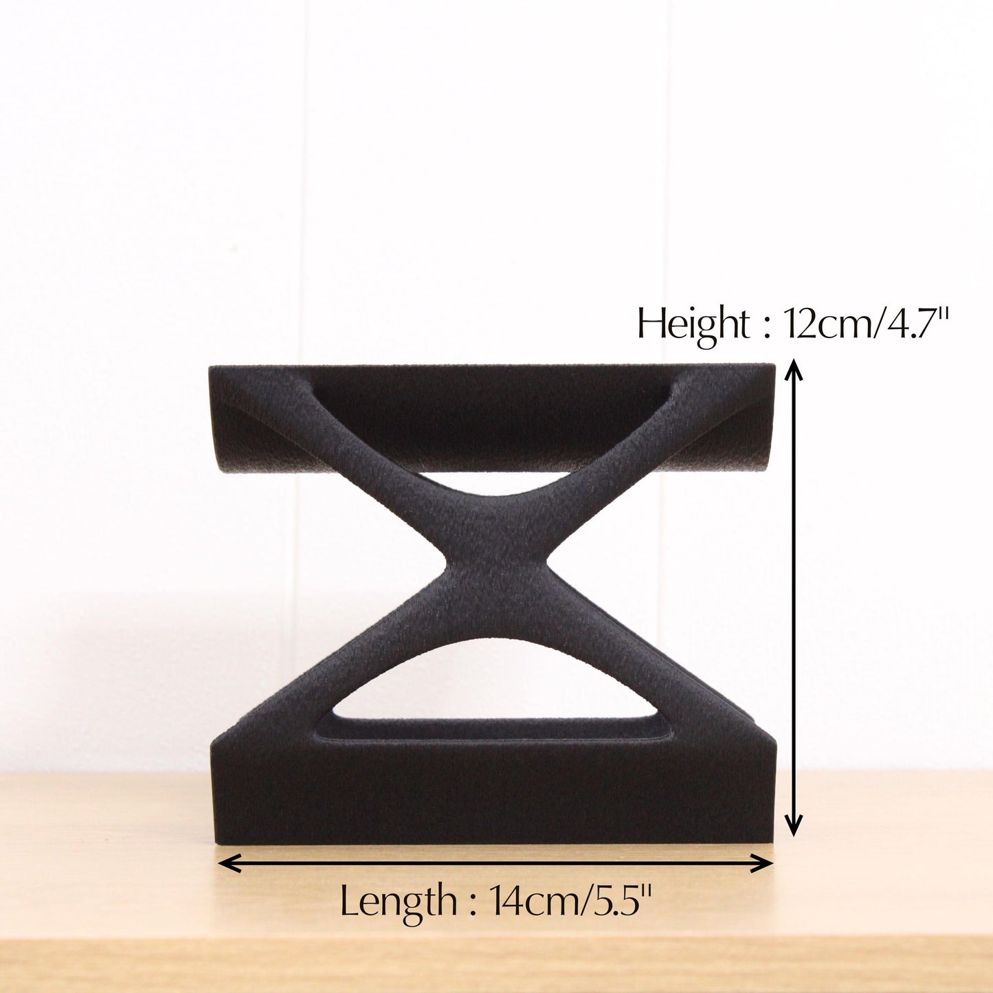 Edgy Countertop Wine Rack, Small Modern Counter 2 Bottle Wine Stand, Display Wine Storage for Wine Lovers.