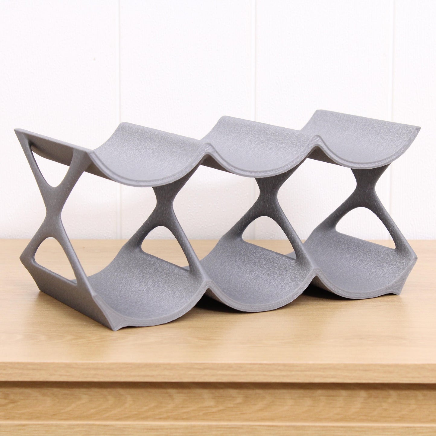 Modern Countertop Wine Rack, Edgy Large Modern Counter 6 Bottle Wine Stand, Vertical Display Wine Storage for Wine Lovers.
