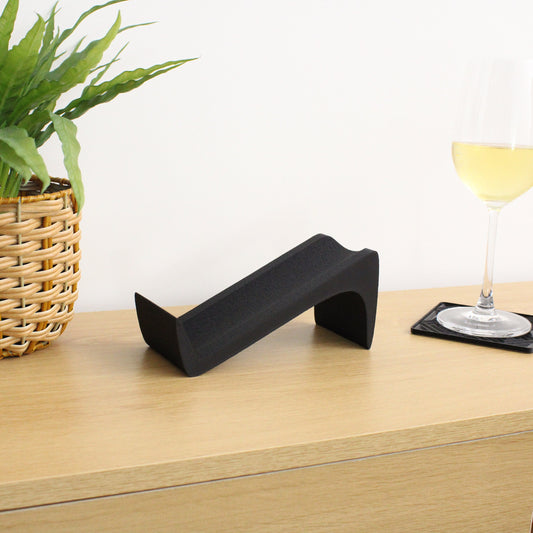 Lancet Wine Stand, Single Bottle Wine Holder in Black
