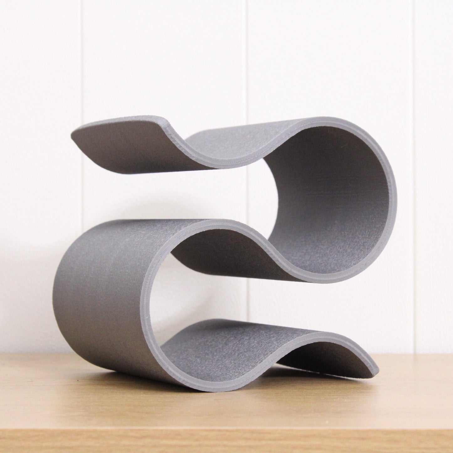 Mini Wavy Wine Rack, Small 2 bottle Wine Stand Home Organisation