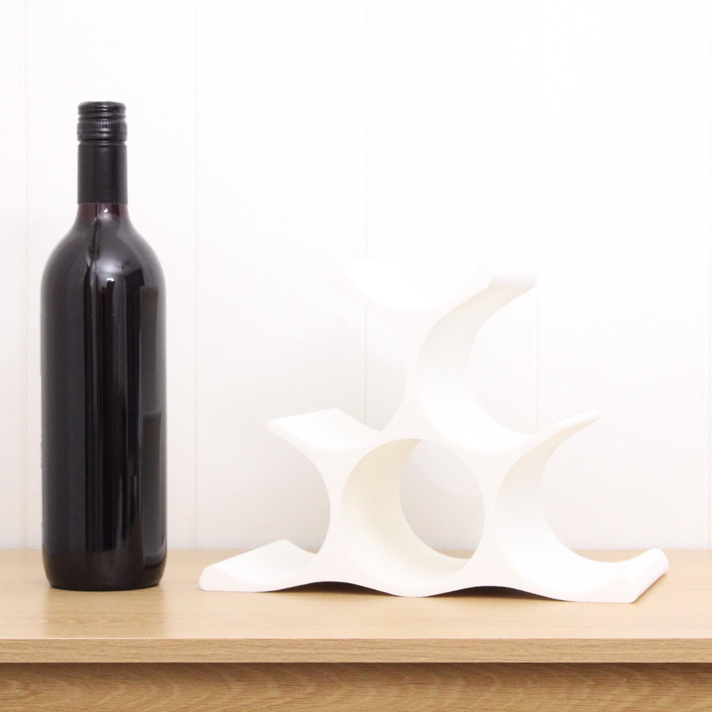 Countertop Wine Rack, Modern Pyramid Counter 6 Bottle Wine Stand, Vertical Display Wine Storage for Wine Lovers.