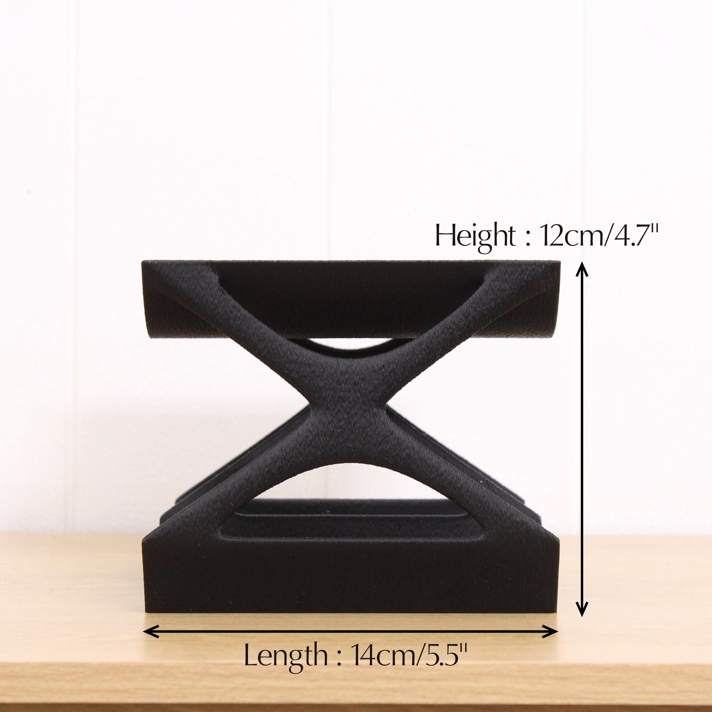 Modern Countertop Wine Rack, Edgy Small Modern Counter 4 Bottle Wine Stand, Vertical Display Wine Storage for Wine Lovers.