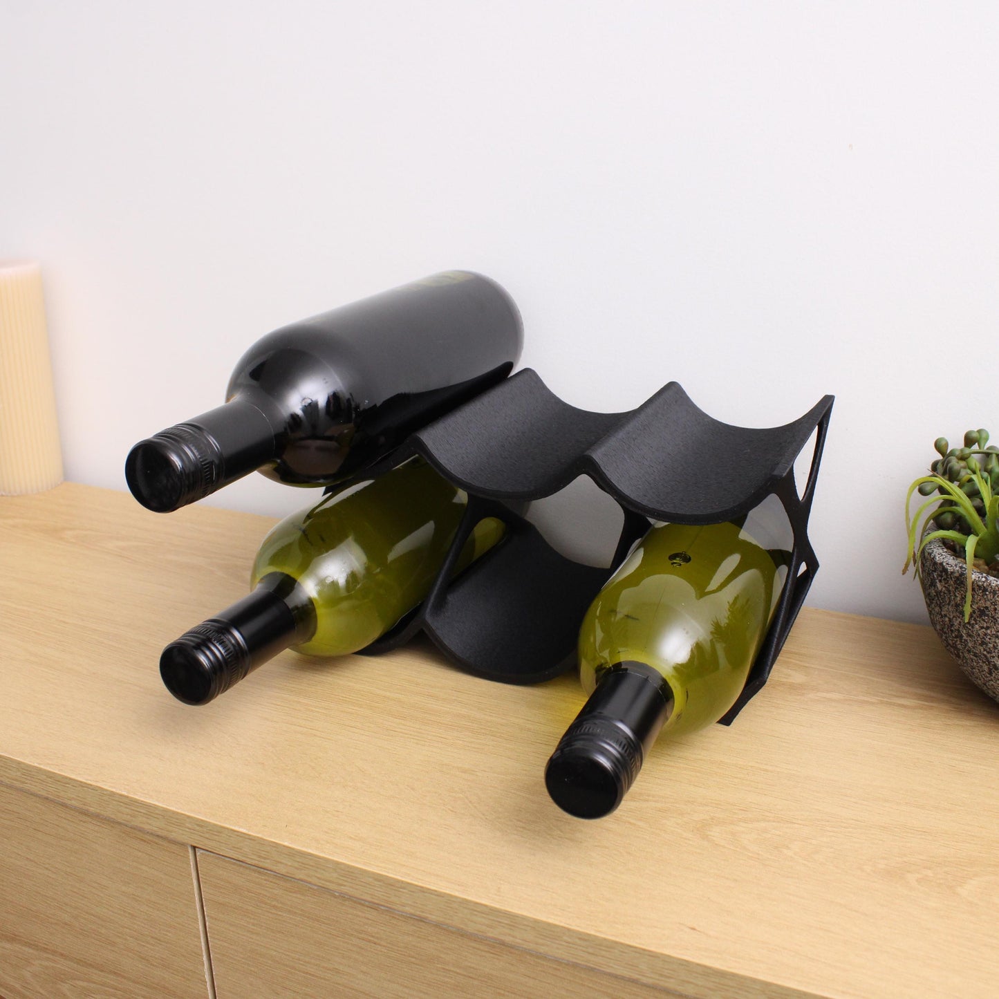 Modern Countertop Wine Rack, Edgy Large Modern Counter 6 Bottle Wine Stand, Vertical Display Wine Storage for Wine Lovers.
