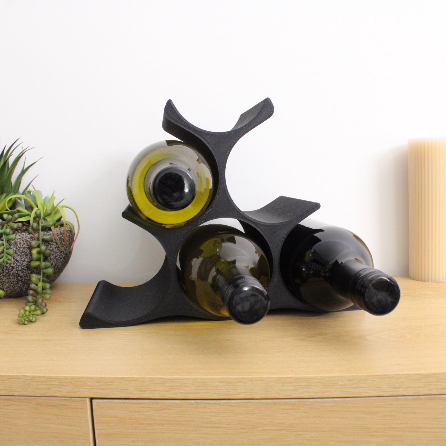 Countertop Wine Rack, Modern Pyramid Counter 6 Bottle Wine Stand, Vertical Display Wine Storage for Wine Lovers.