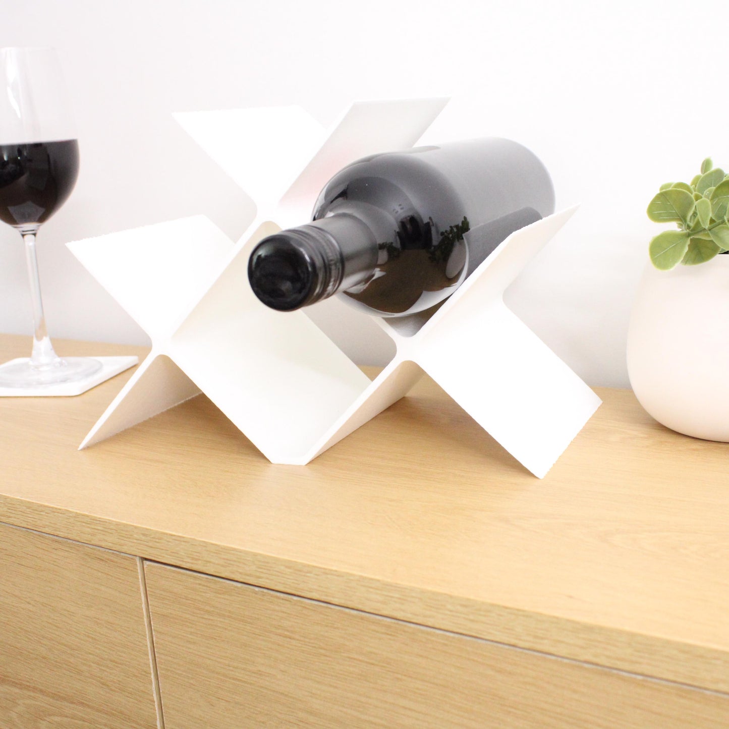Countertop Wine Rack, Cross Large Modern Counter 4 Bottle Wine Stand, Modern Vertical Display Wine Storage for Wine Lovers.