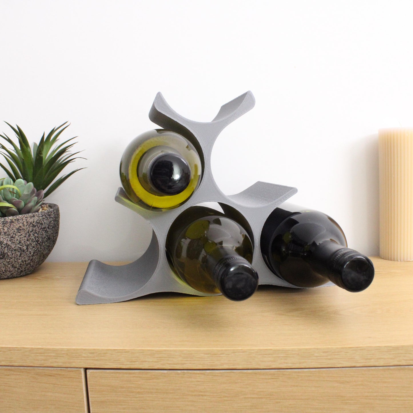 Countertop Wine Rack, Modern Pyramid Counter 6 Bottle Wine Stand, Vertical Display Wine Storage for Wine Lovers.