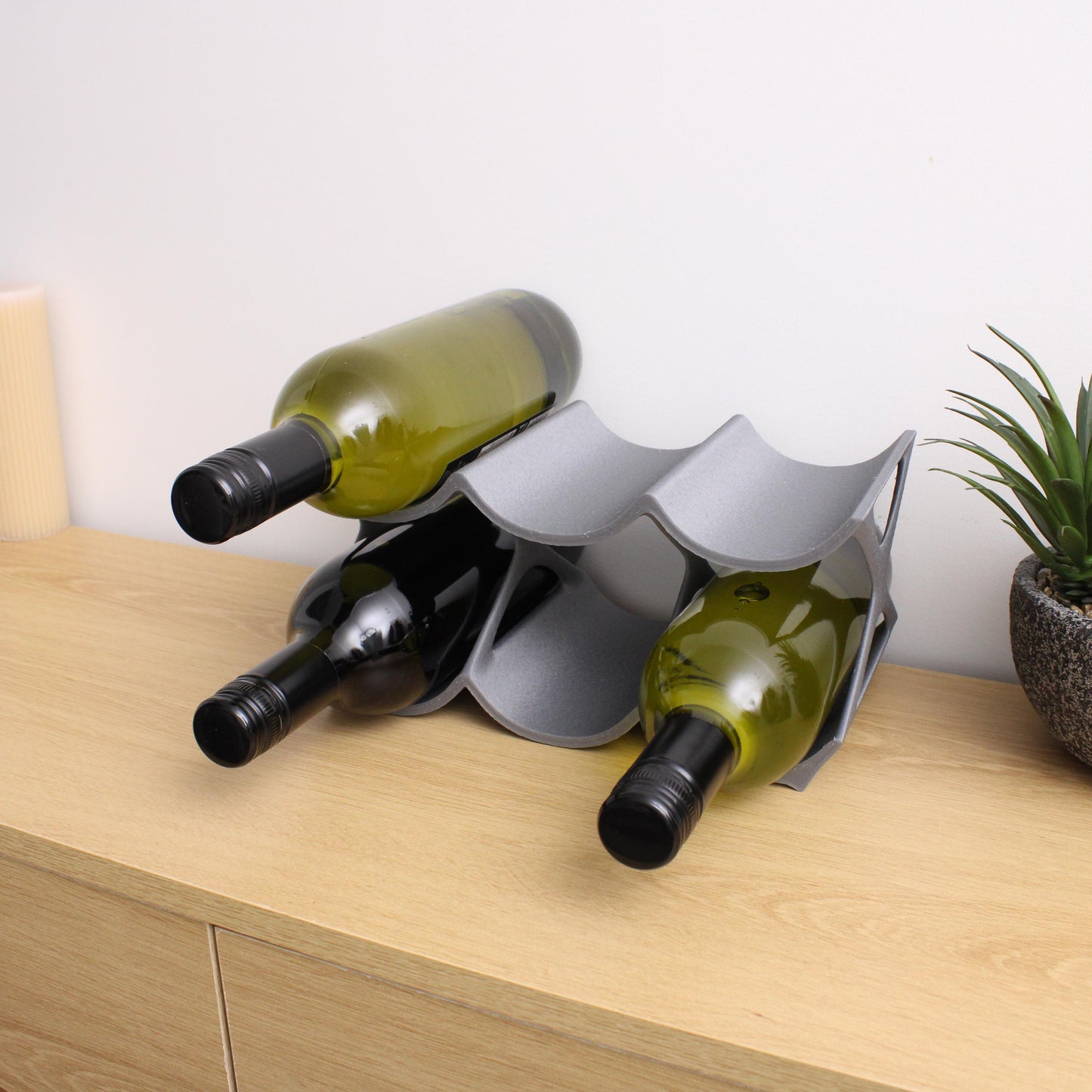 Modern Countertop Wine Rack, Edgy Large Modern Counter 6 Bottle Wine Stand, Vertical Display Wine Storage for Wine Lovers.